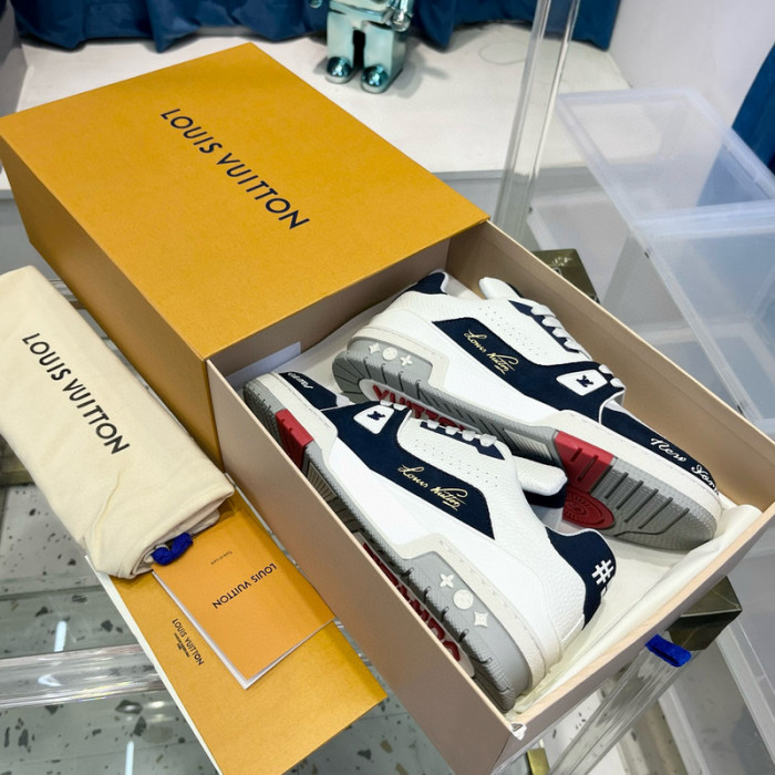 lovt sneaker