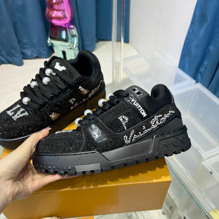 lovt sneaker
