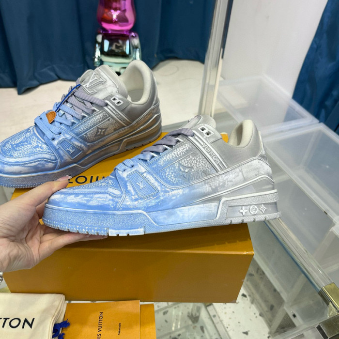 lovt sneaker