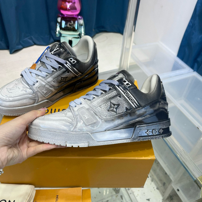 lovt sneaker