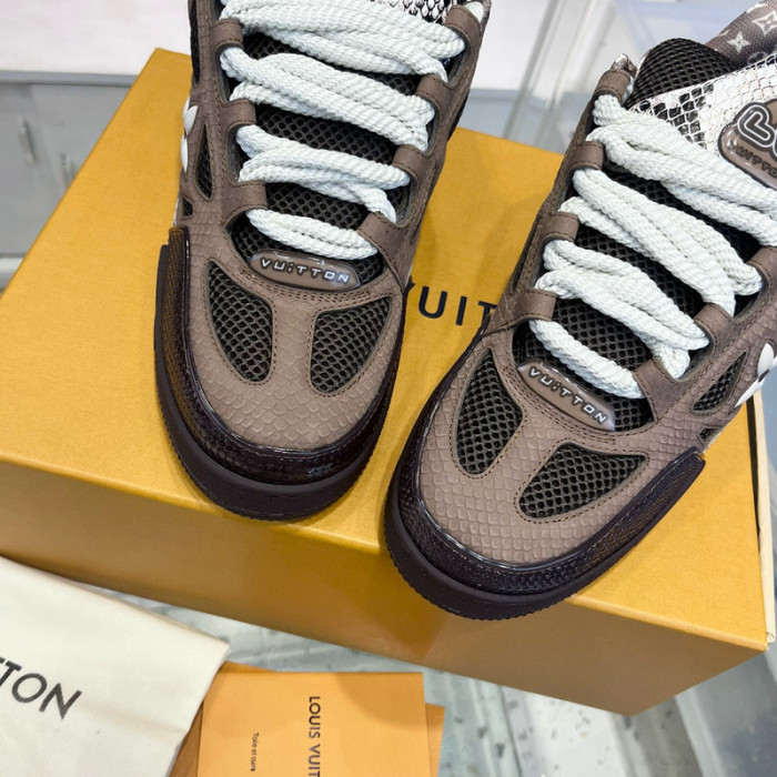 lovt sneaker