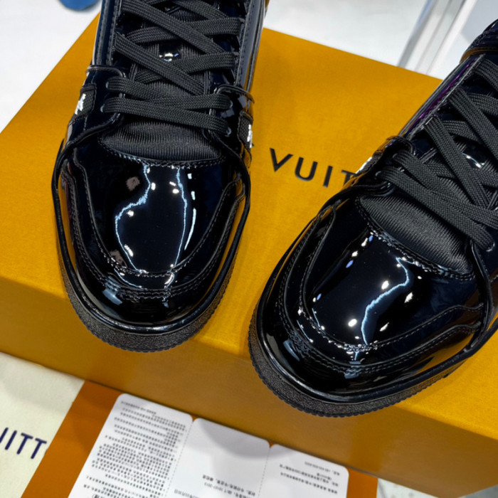lovt sneaker