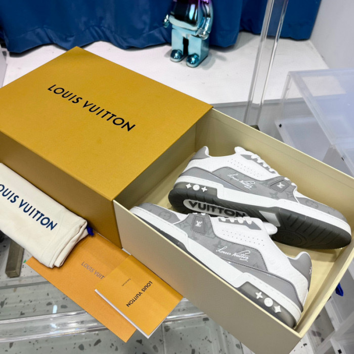lovt sneaker
