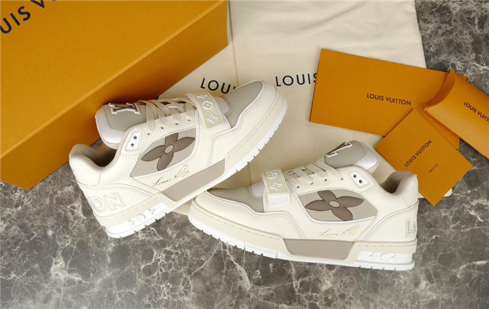 lovt sneaker