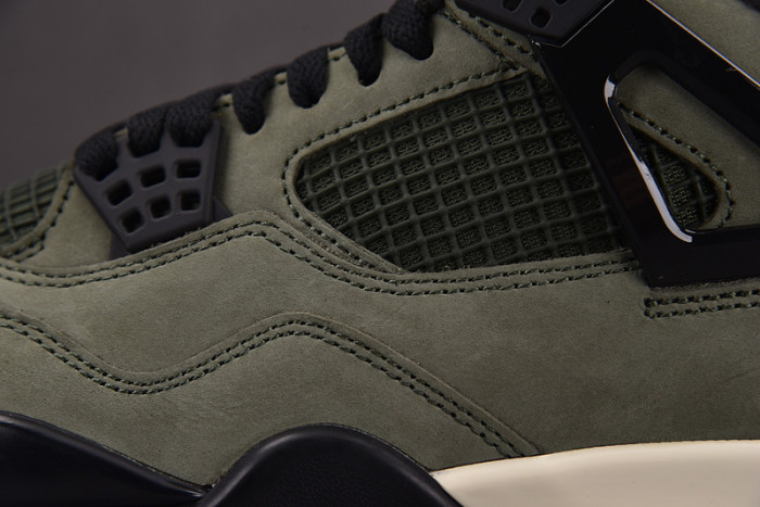 air jordan 4 Undefeated x Air Jordan 4 IB1519-200