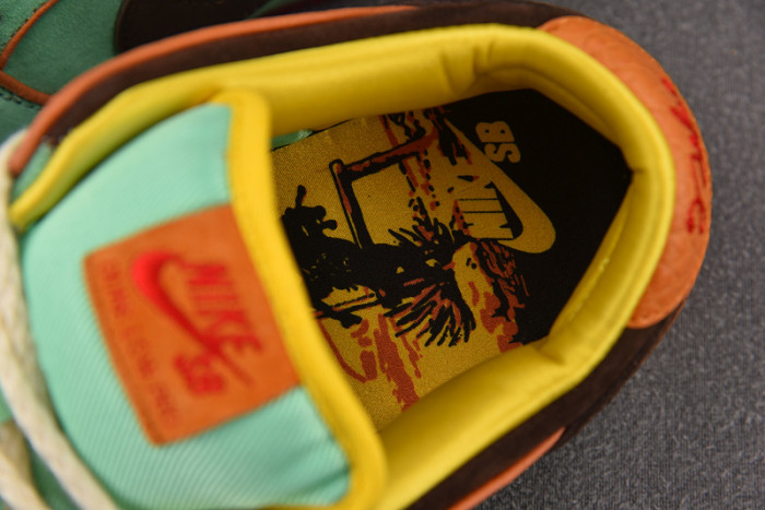 Nike SB Dunk Low