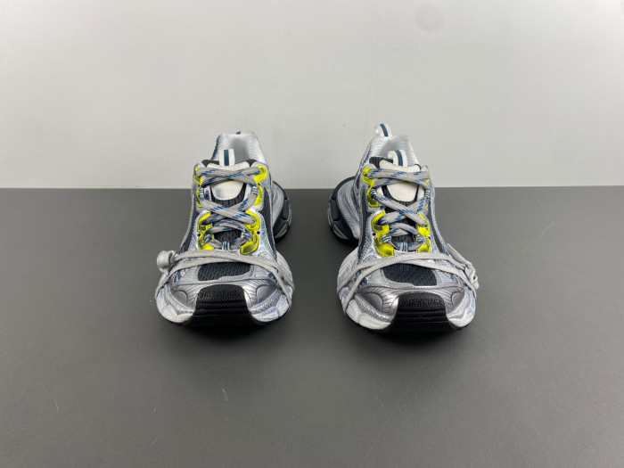 bl 3xl sneaker