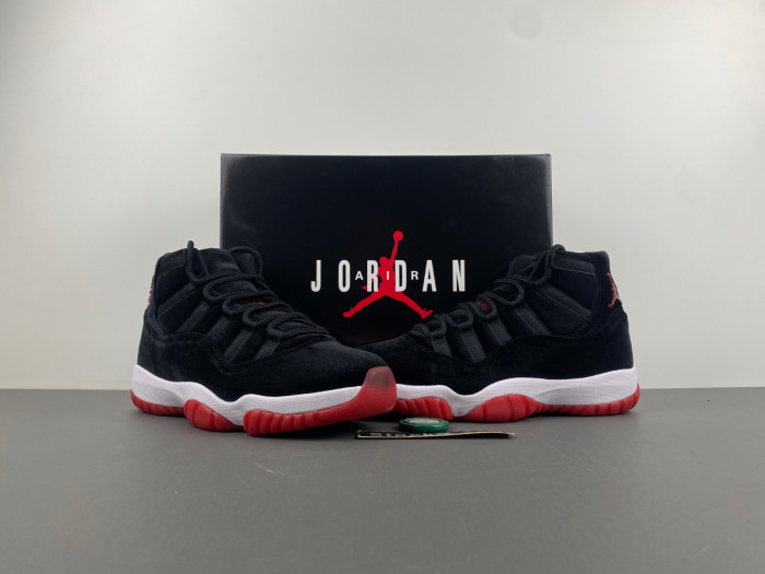 AIR JORDAN 11 RETRO