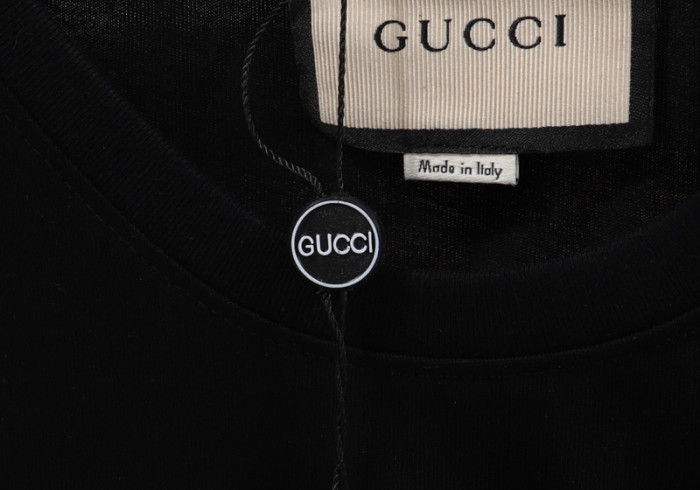 guc t-shirt