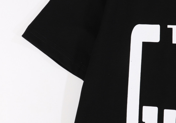 guc t-shirt