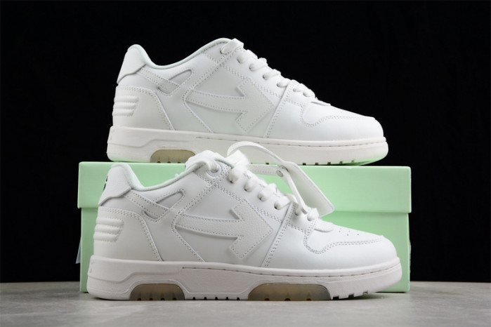 ofw out of office low-top leather sneakers 23062104