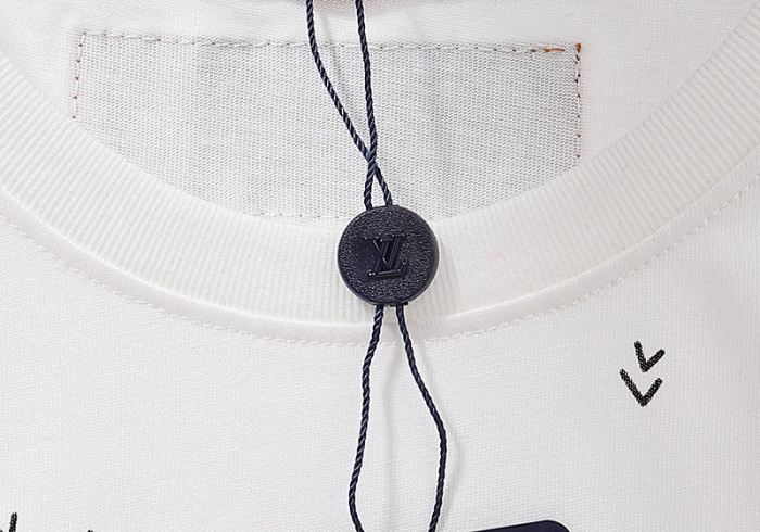 lovt t-shirt