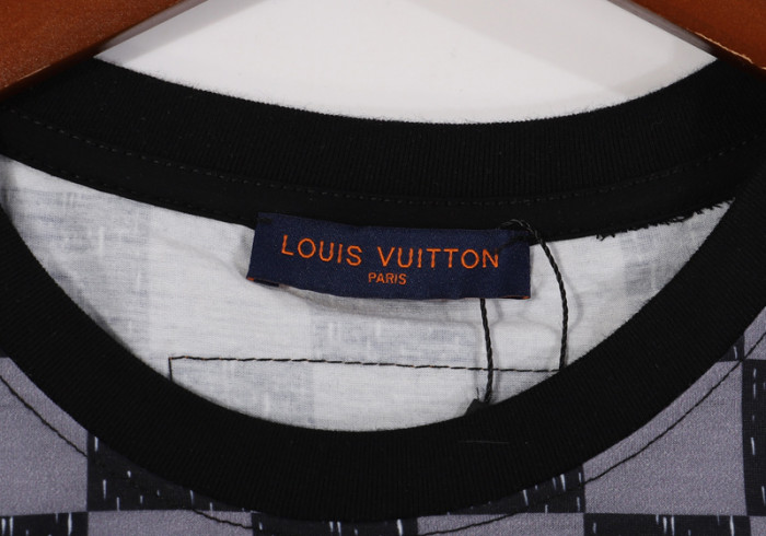 lovt t-shirt