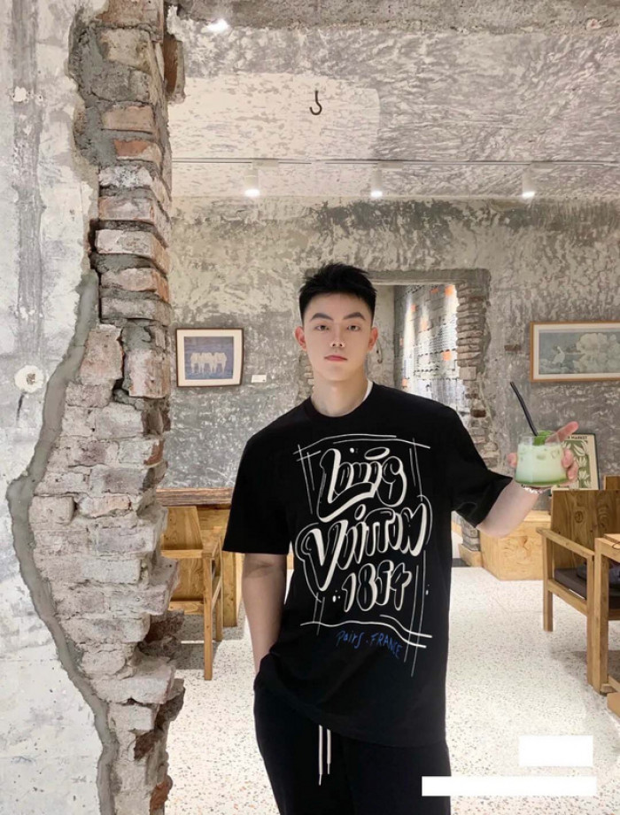 lovt t-shirt