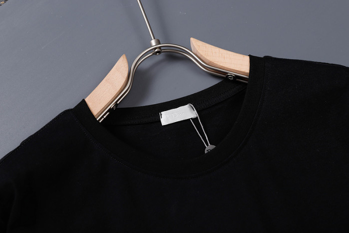 d1or t-shirt