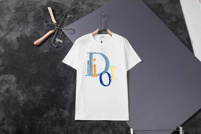 d1or t-shirt