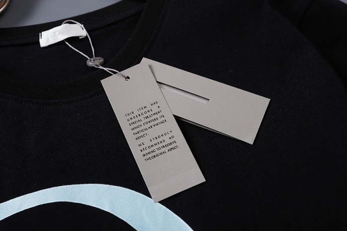 d1or t-shirt