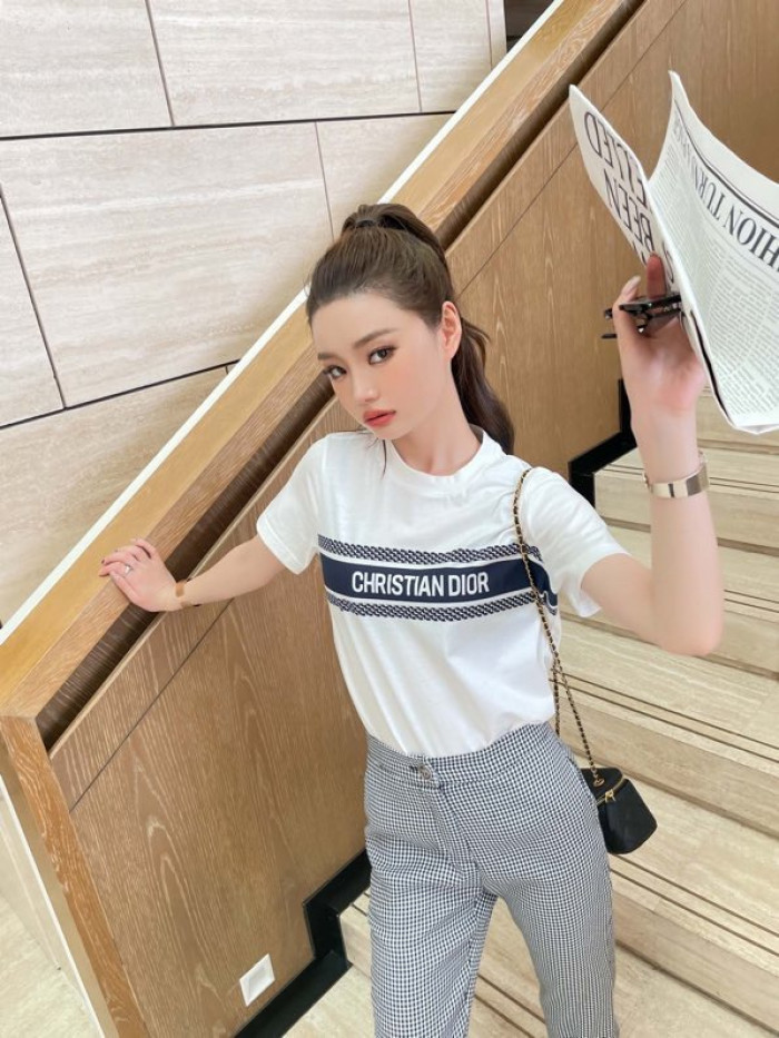 d1or t-shirt