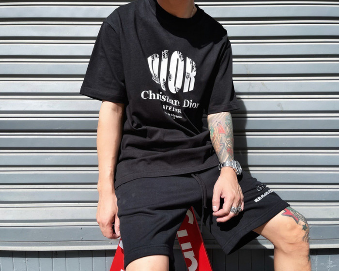 d1or t-shirt